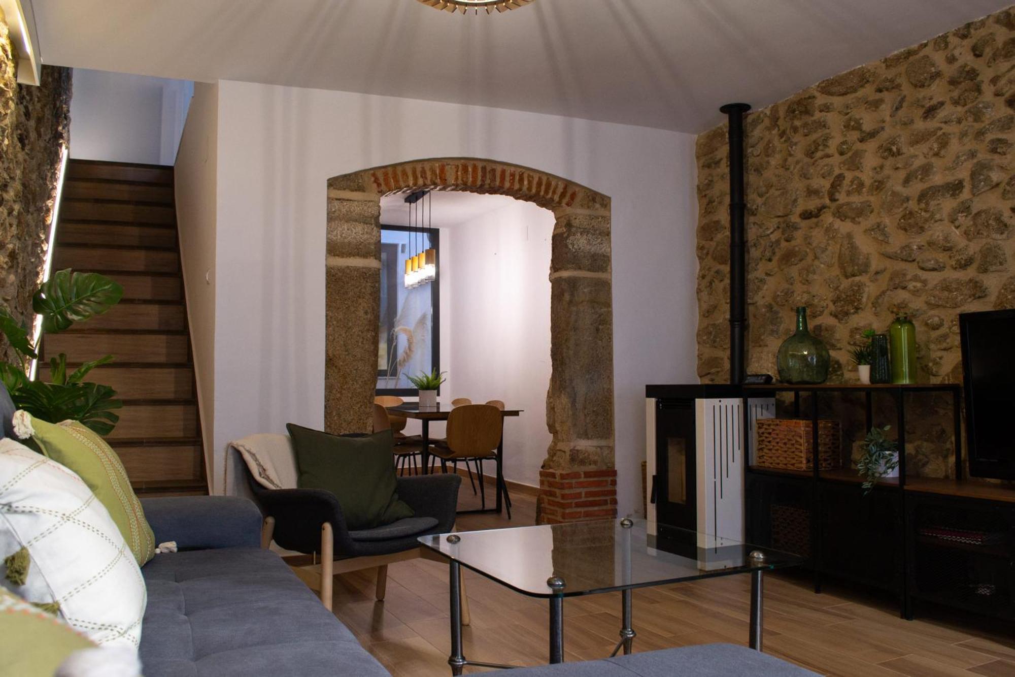 Casa Rural Dona Sol Montánchez Eksteriør bilde